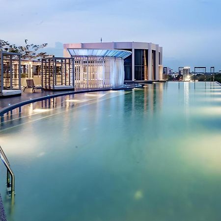 2Br Premium Suites Troika Kota Bharu By Aghome Exteriör bild