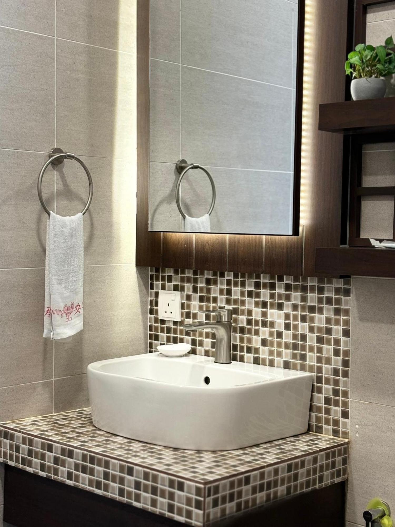 2Br Premium Suites Troika Kota Bharu By Aghome Exteriör bild